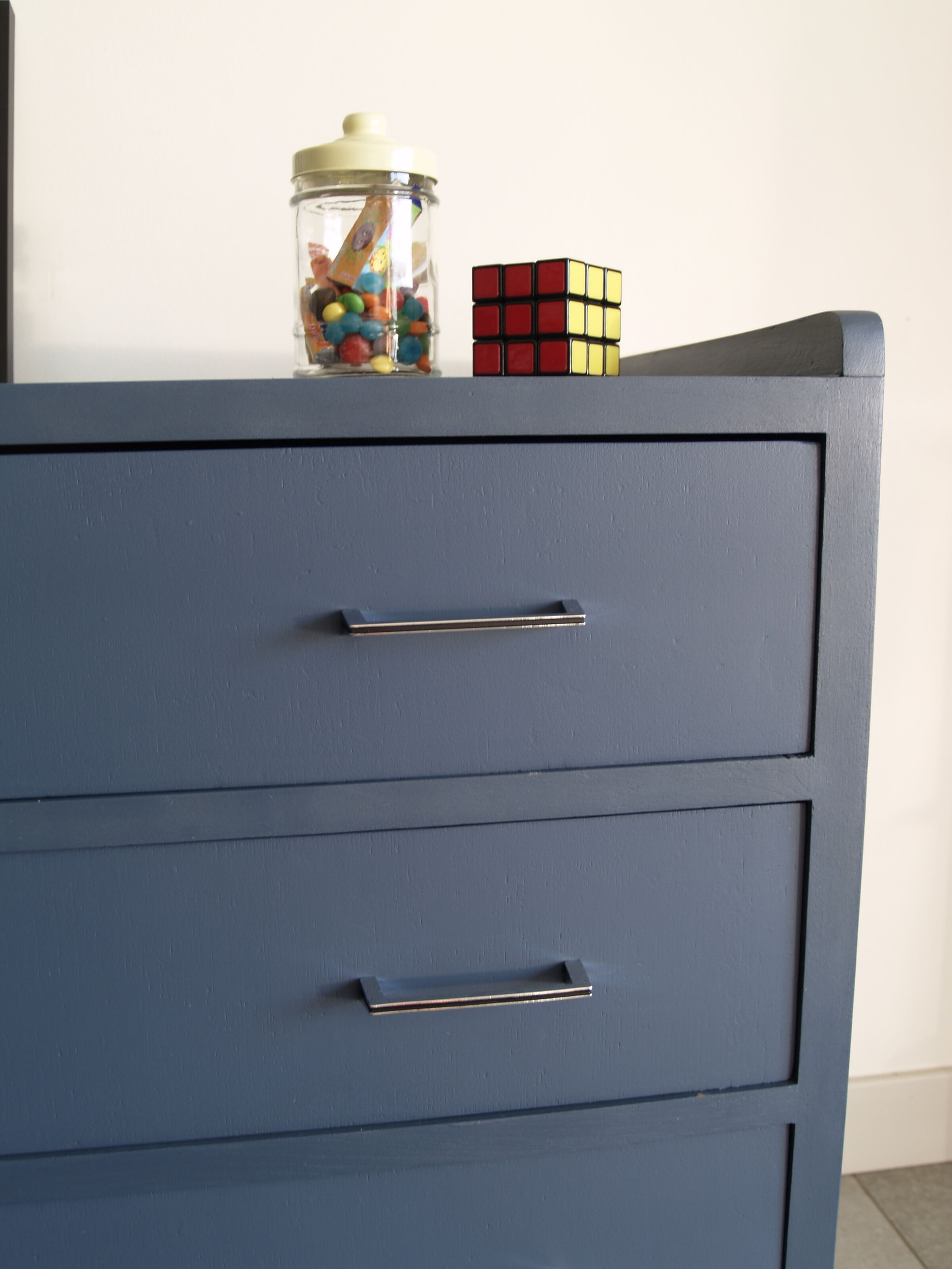 Vintage  dresser