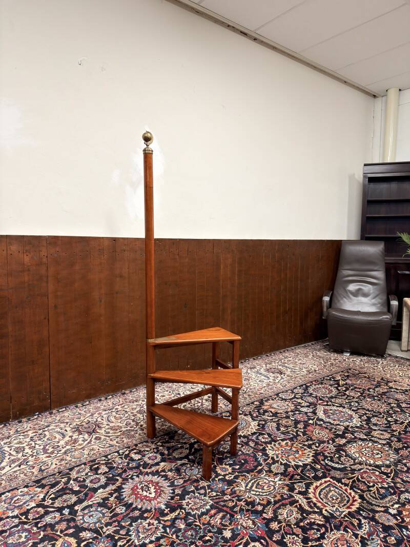 Original Globe Wernicke English Library Staircase