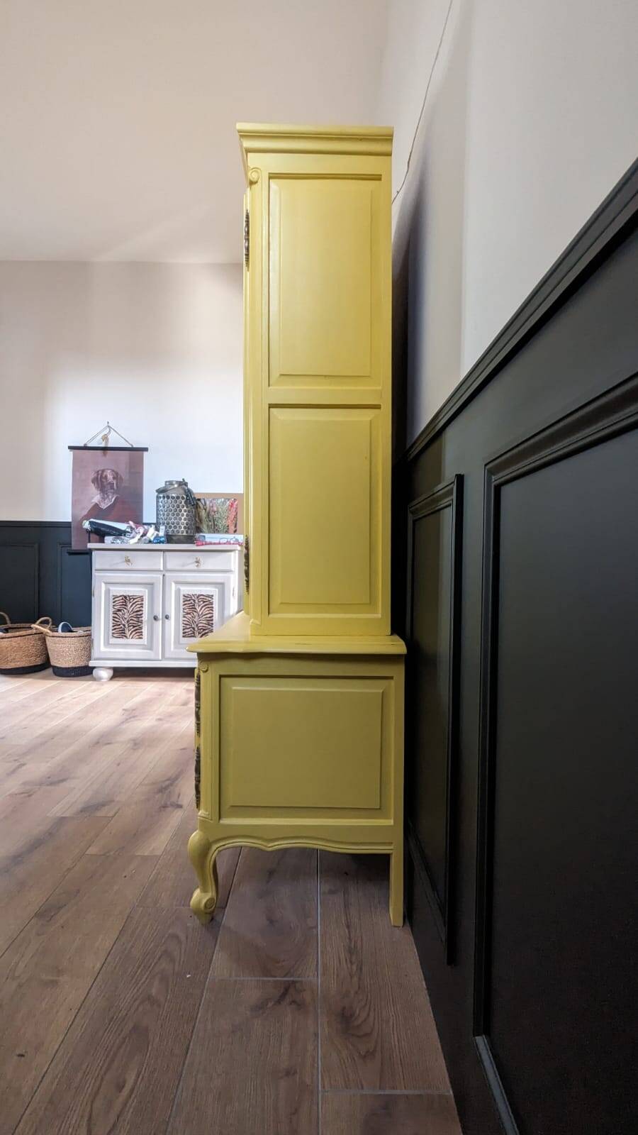 Wooden dresser 2 bodies