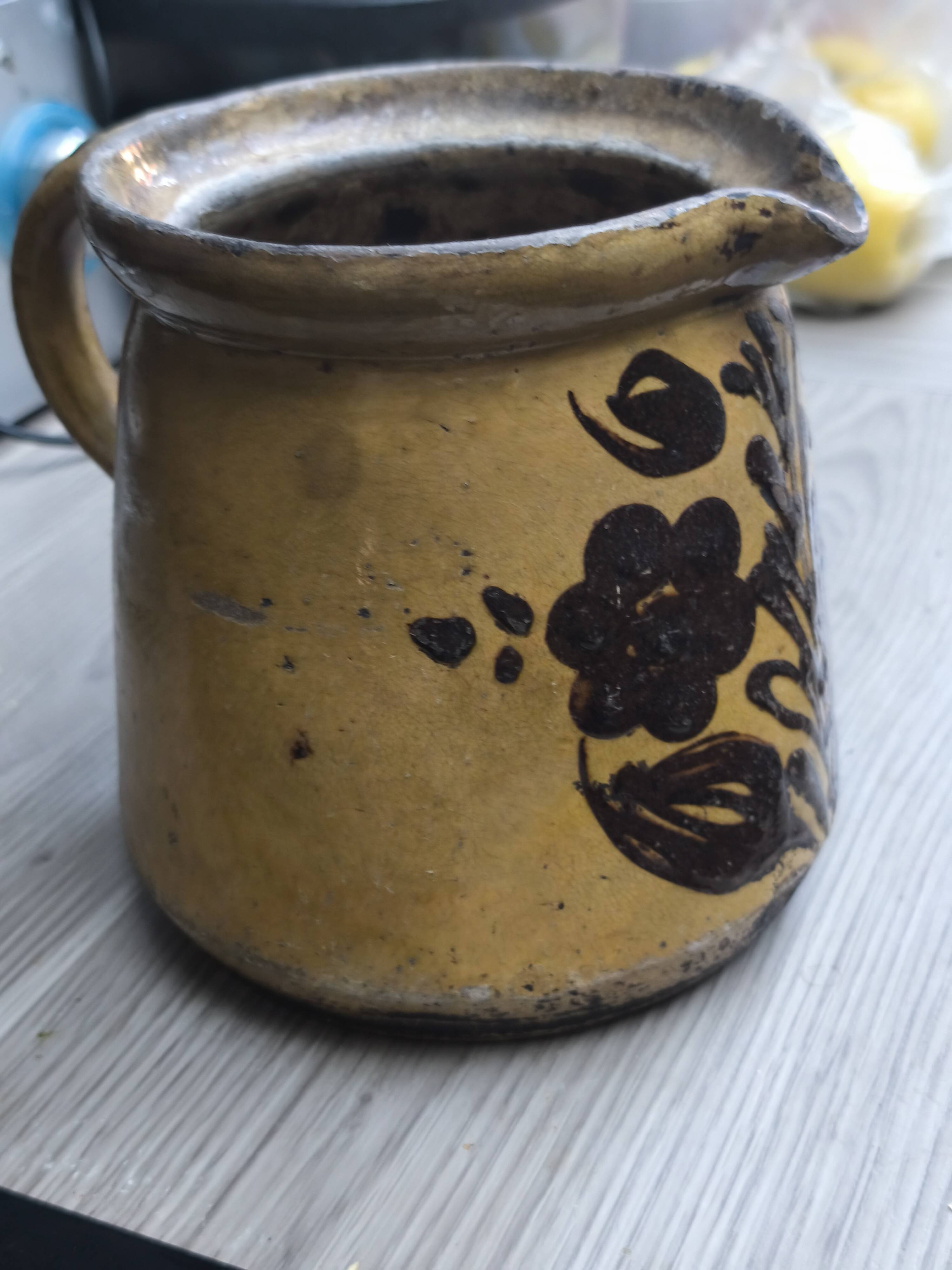 Ancient stoneware pot