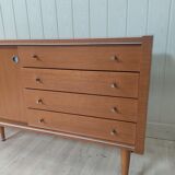 Vintage teak and ceramic décor