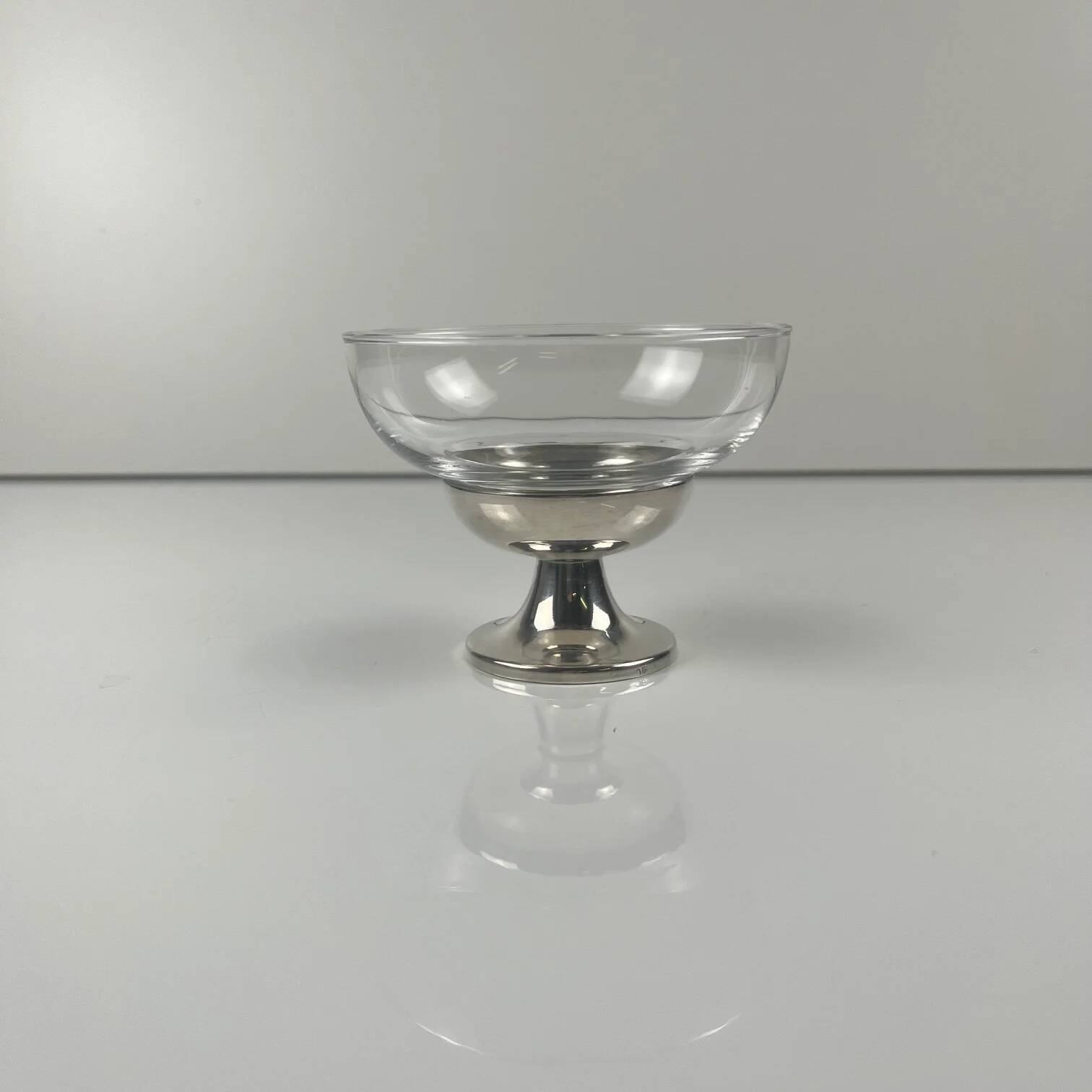 Set of 10 dessert / ice cream bowls, in glass and metal (silver?), 1970.