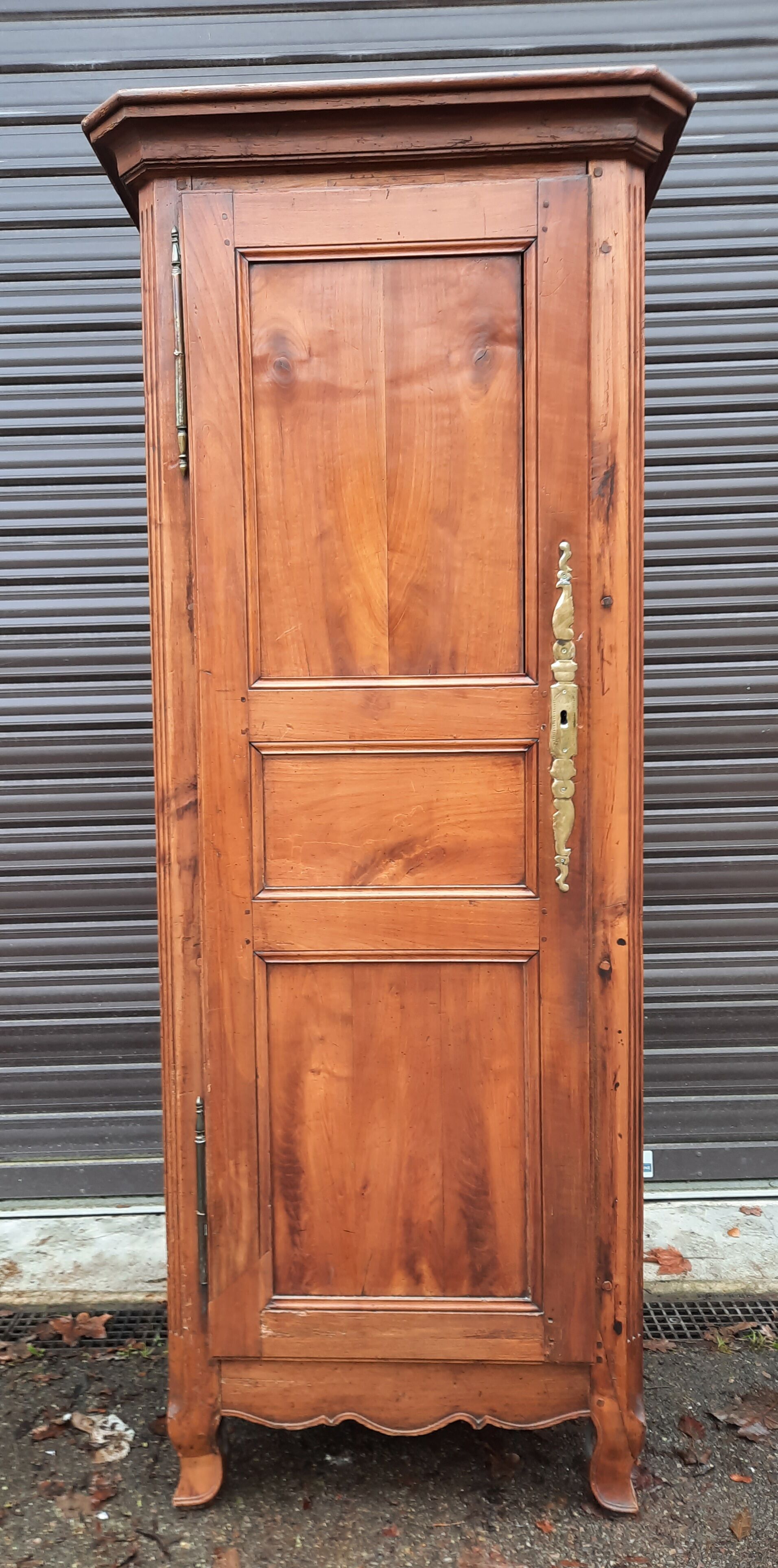 18th century single-door wardrobe
