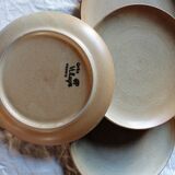 Plates Sandstone Village