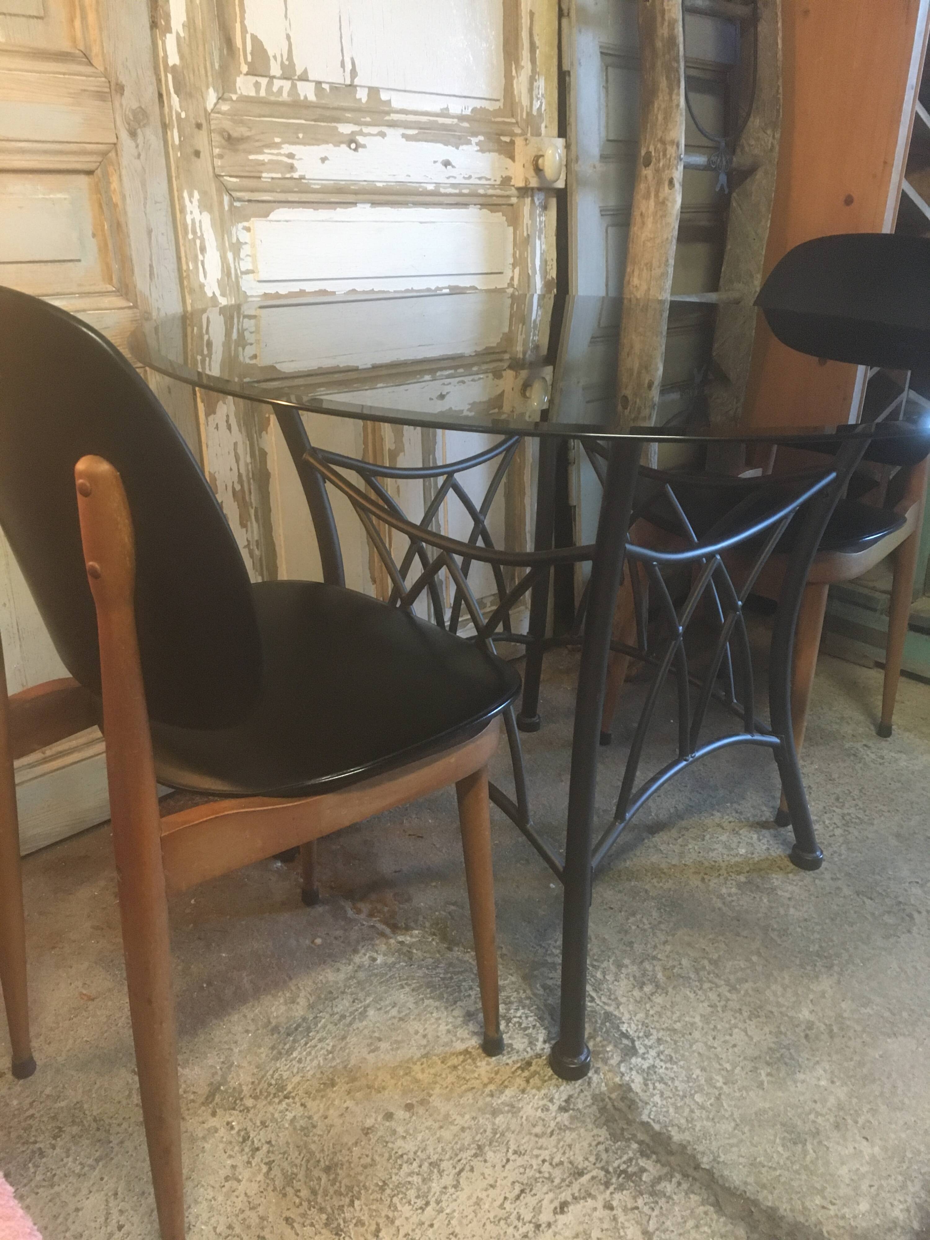 Pair of Pegase chairs by Baumann 1960