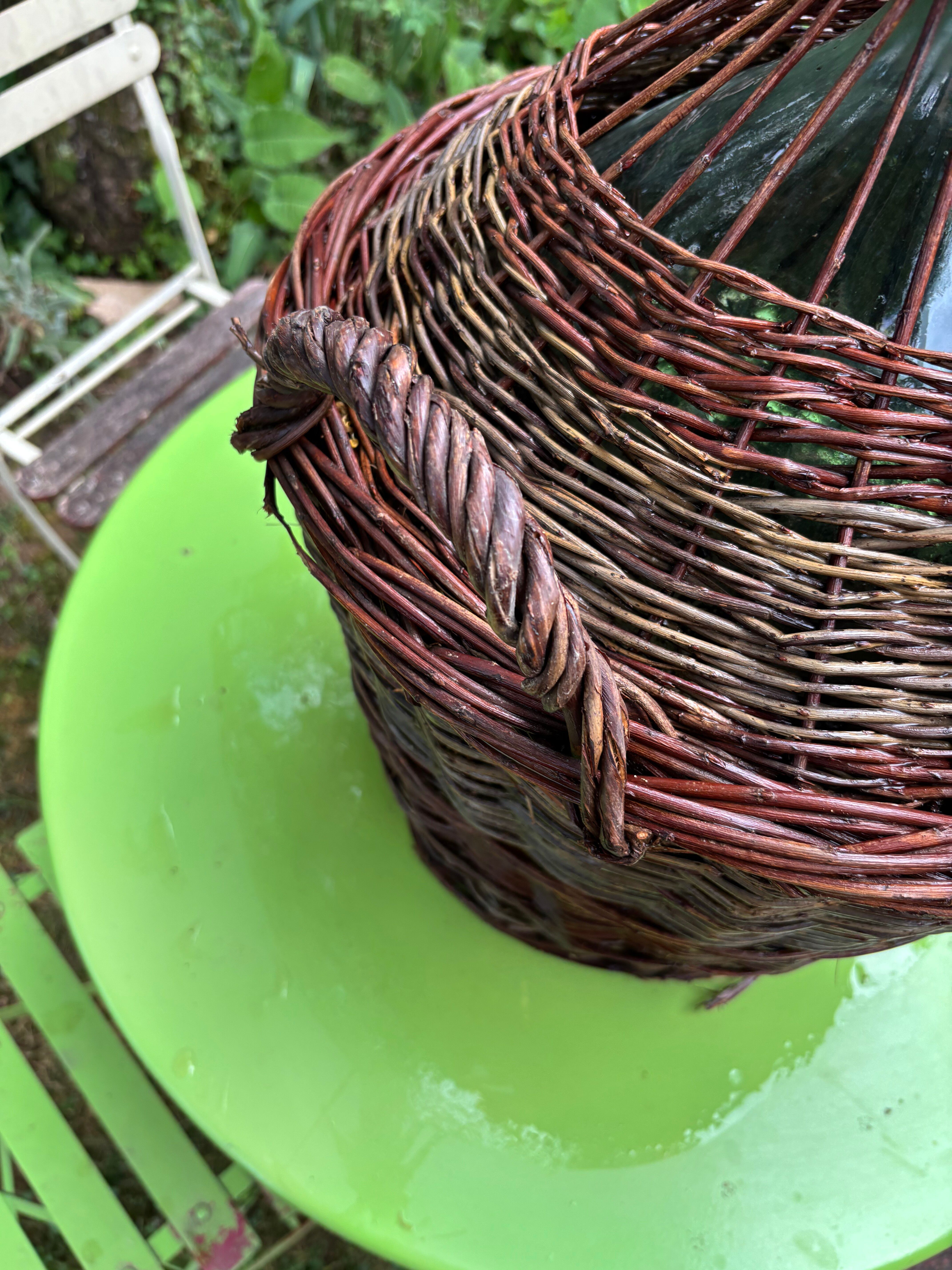 Give me 20 litres of wicker.