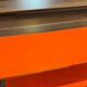 Étagère string métal noir plateau plastique orange