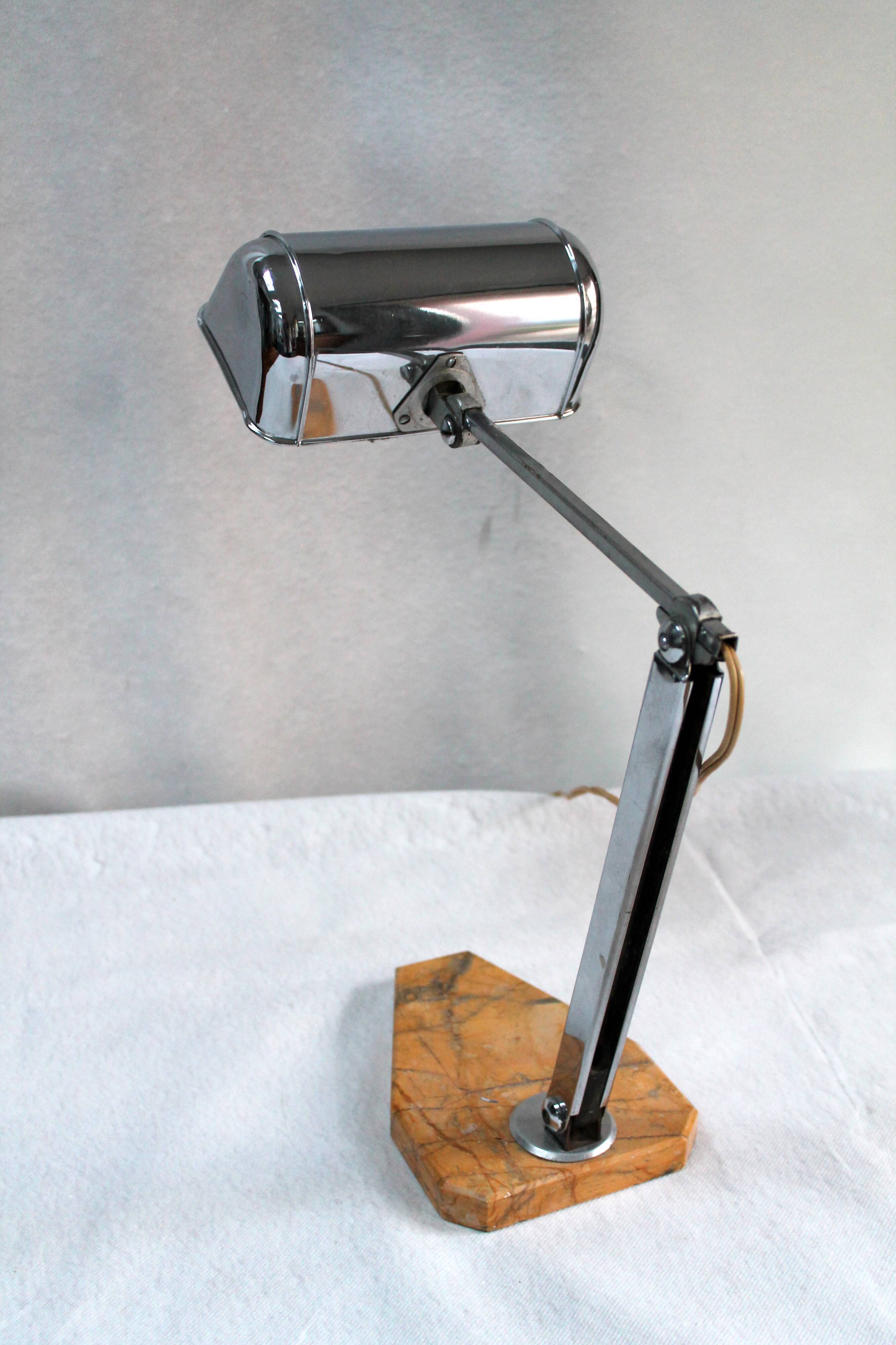 Marble pedestal desk lamp