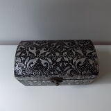 Silver metal jewelry box