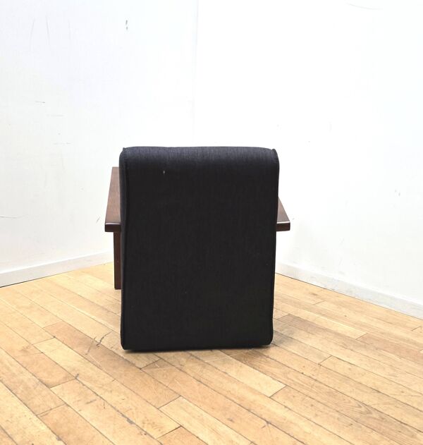 Fauteuil design Sanami, AMPM