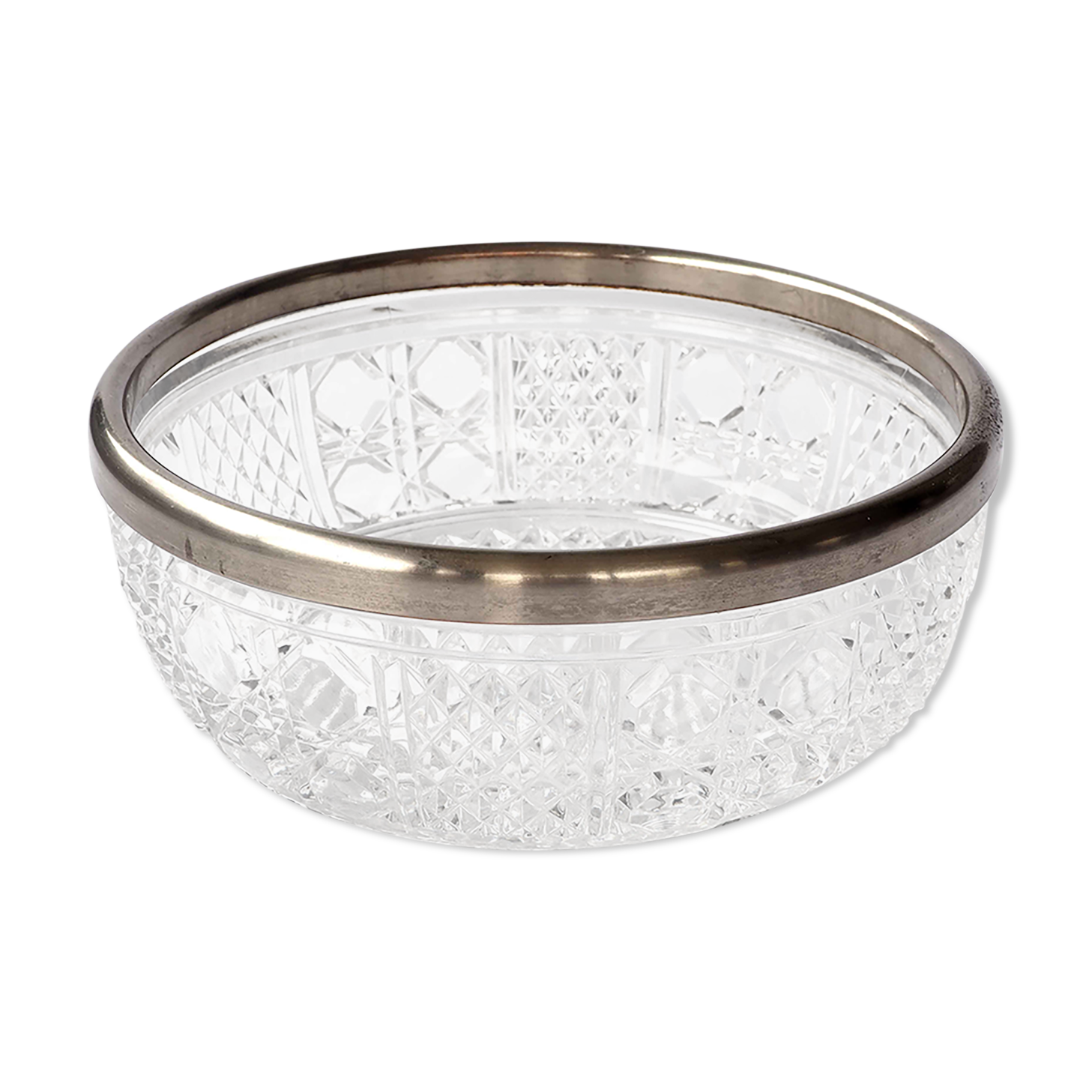 Circled crystal dish