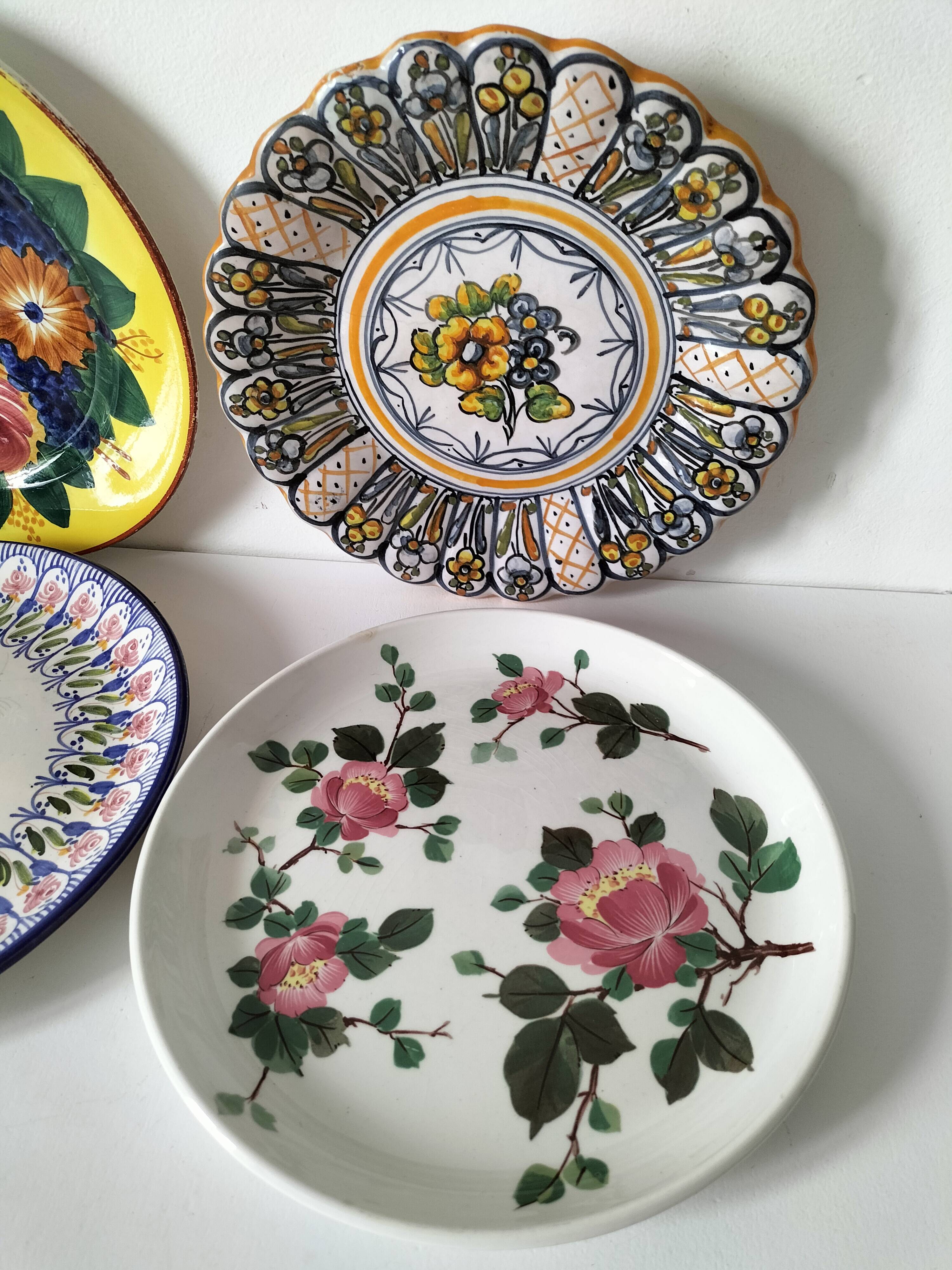 Set of four floral plates Longwy Toledo Talavera Sarreguemines LB