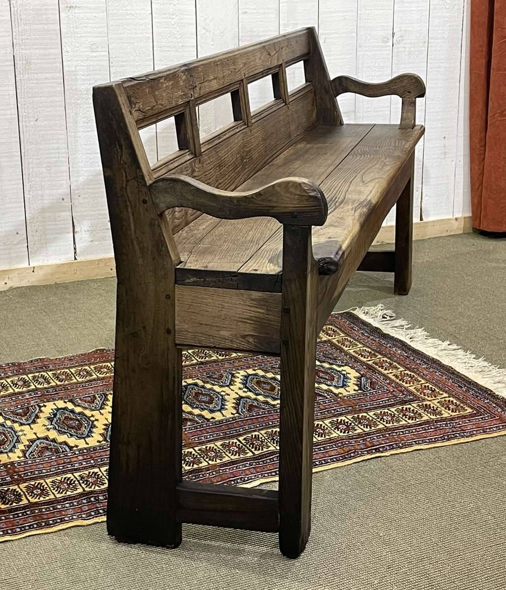Rustic chestnut bench from the late 19th century.