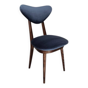 Heart-shaped blue velvet chair with walnut wood, mid-century, Poland, 1960s.