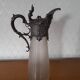 Aiguière ancienne en verre et étain
