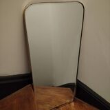 Miroir asymétrique, forme libre en laiton