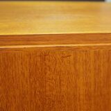 Armoire en teck, design danois, années 1970, production : Danemark