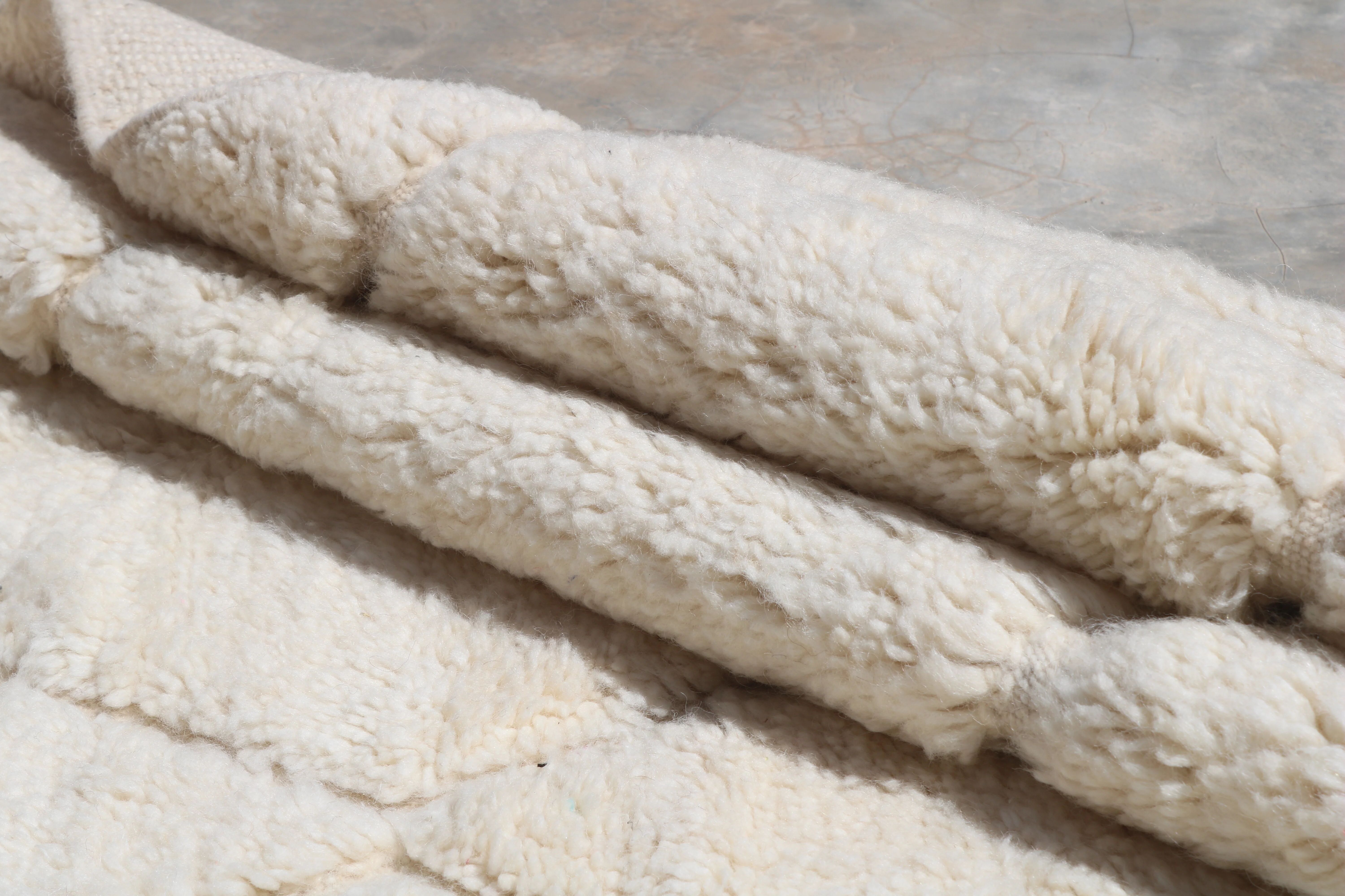 Beni Ouarain rug, 250 x 160 cm - AZ832