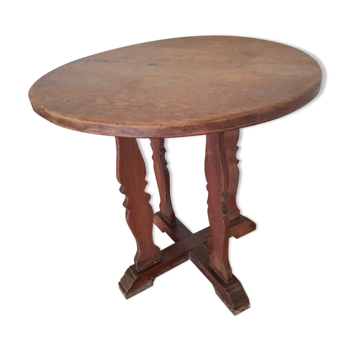 Ancient wooden gueridon