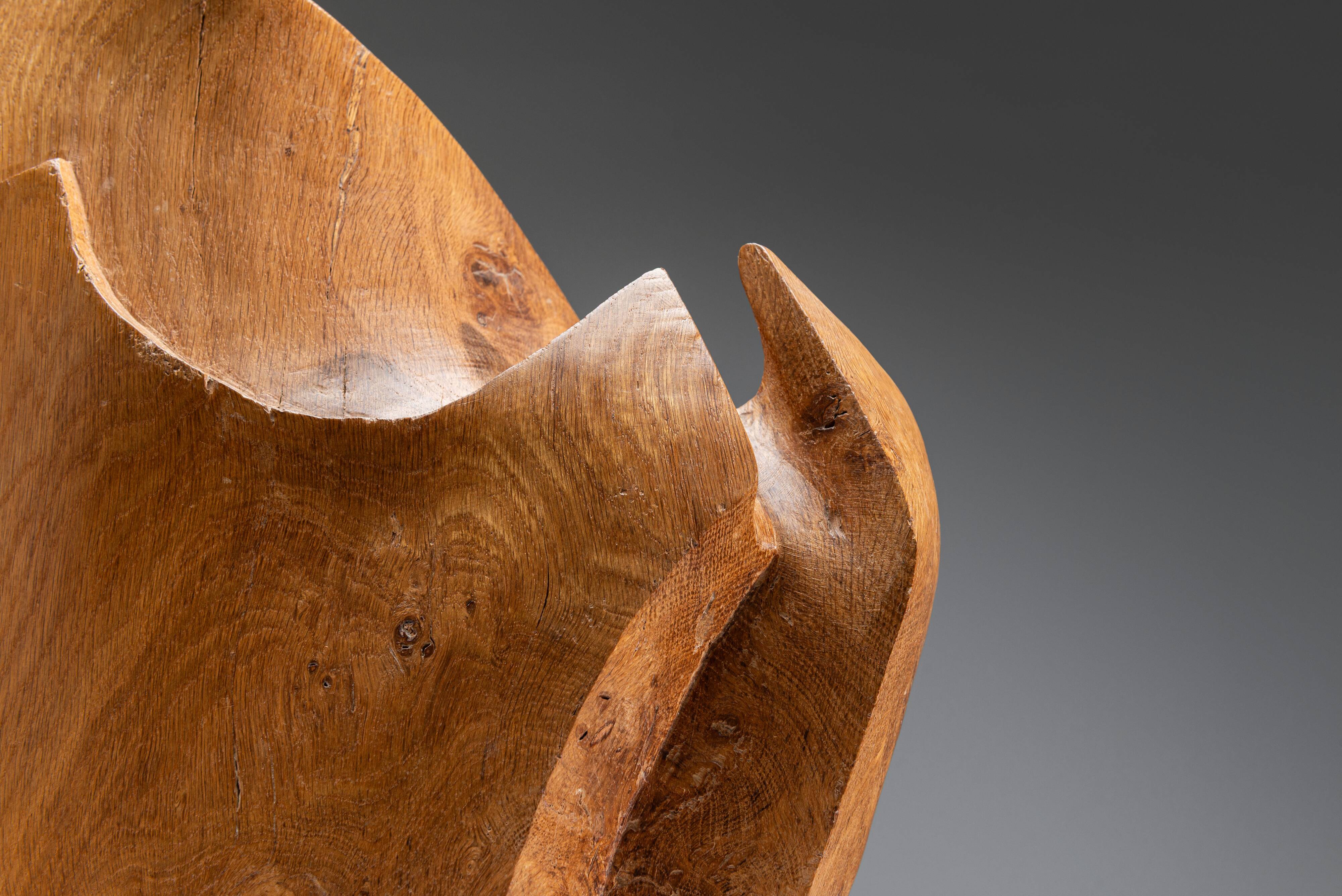 Forme sculpturale en chêne solide