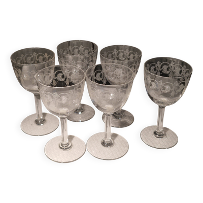 6 verres à vin blanc, porto Art nouveau à décor floral, Baccarat fin 19ème