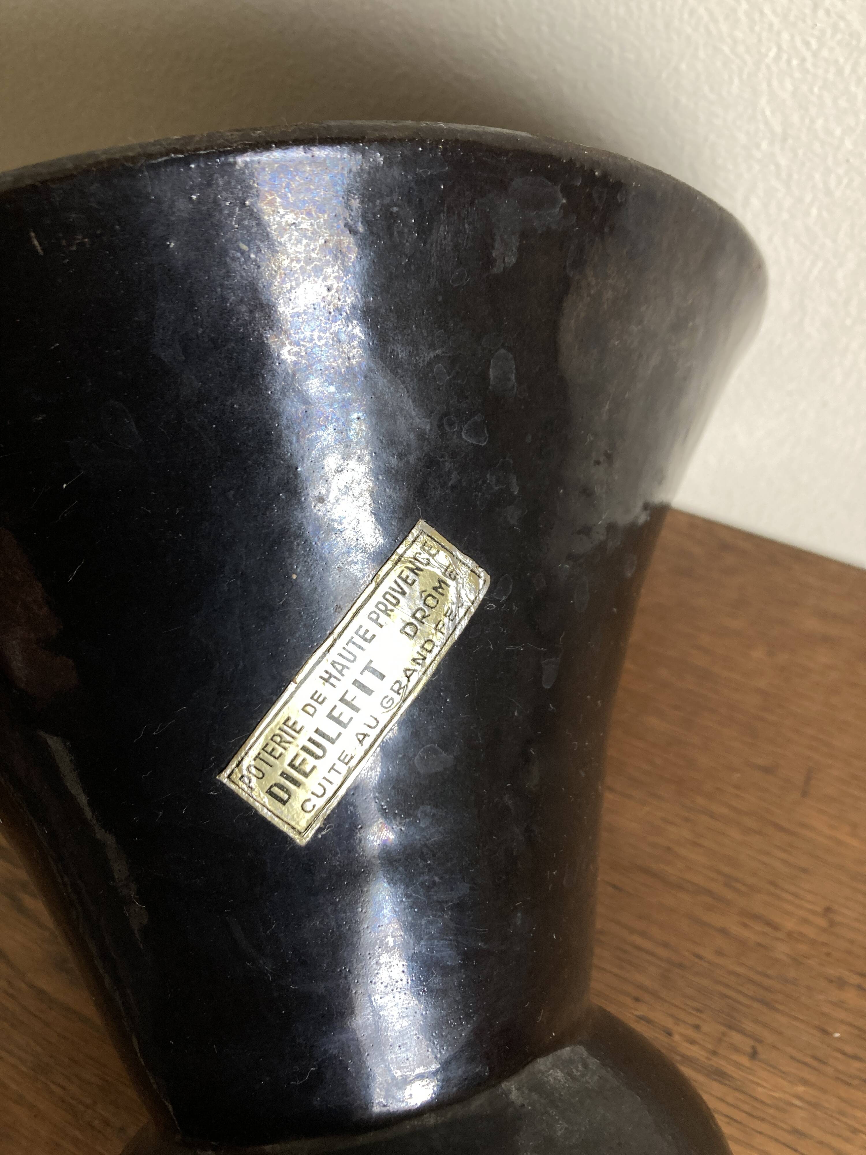 Vase moderniste Etienne Noel à Dieulefit 1950 en terre émail noir