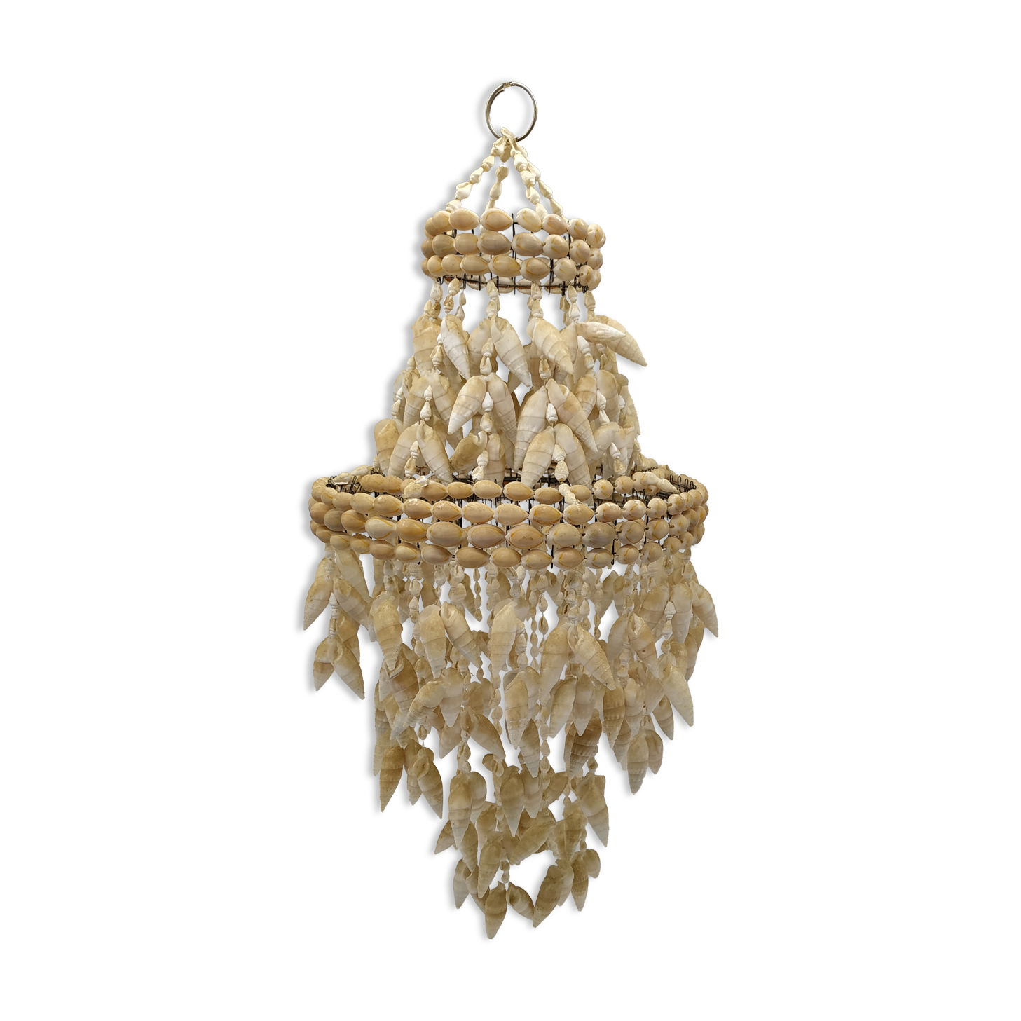 Suspension vintage cowries shells