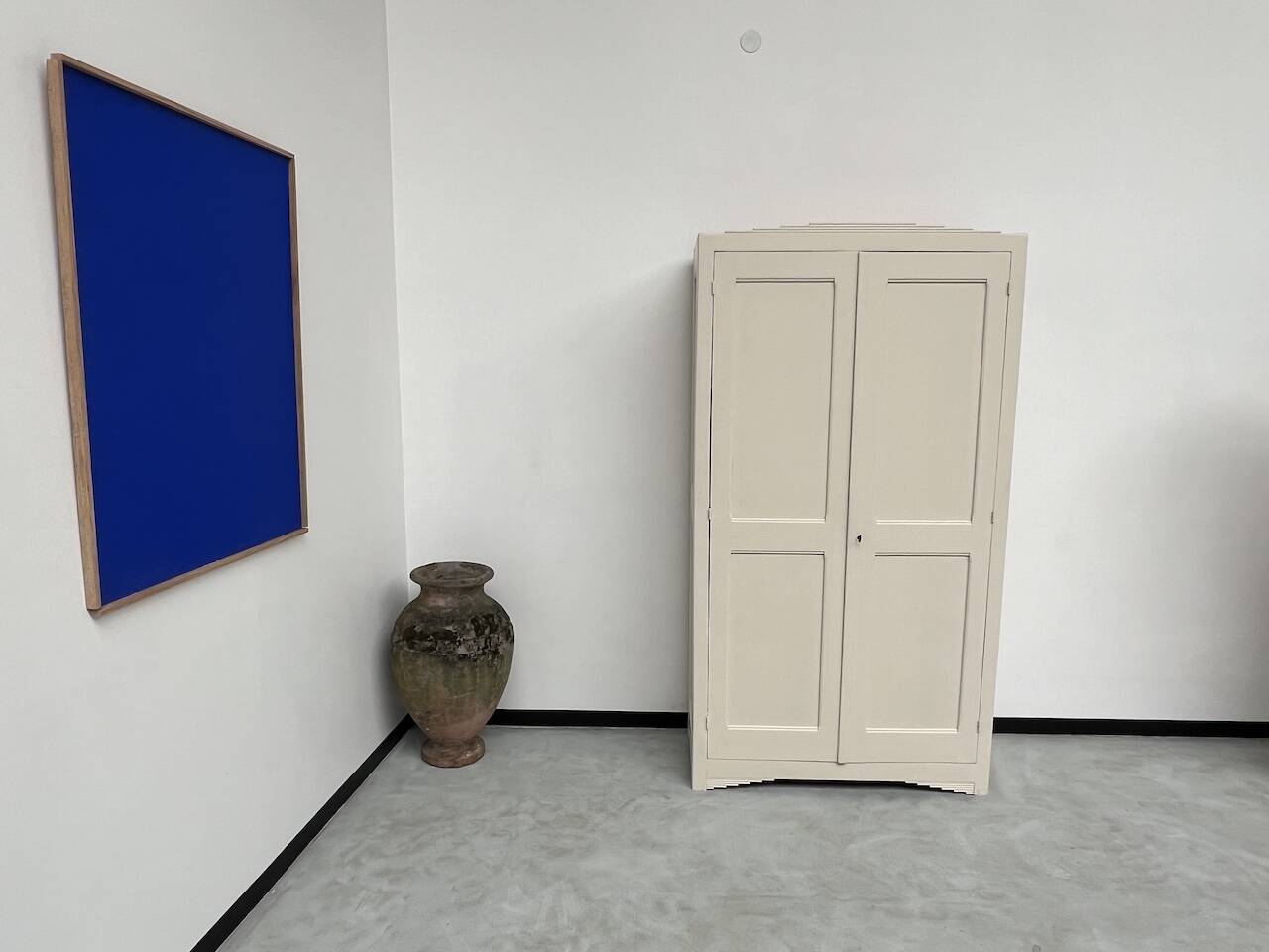 Restored 1930 art deco wardrobe, pure linen color