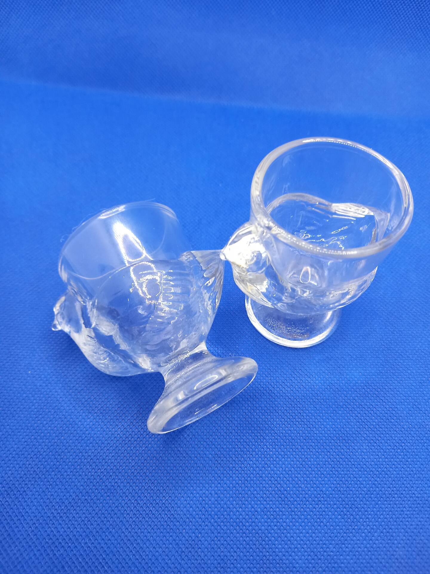 Pair of egg cups "cocotte"