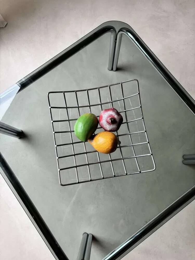 Memphis fruit bowl in chrome steel from the 1980s.