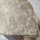 Table basse en marbre, forme goutte d'eau vieux rose