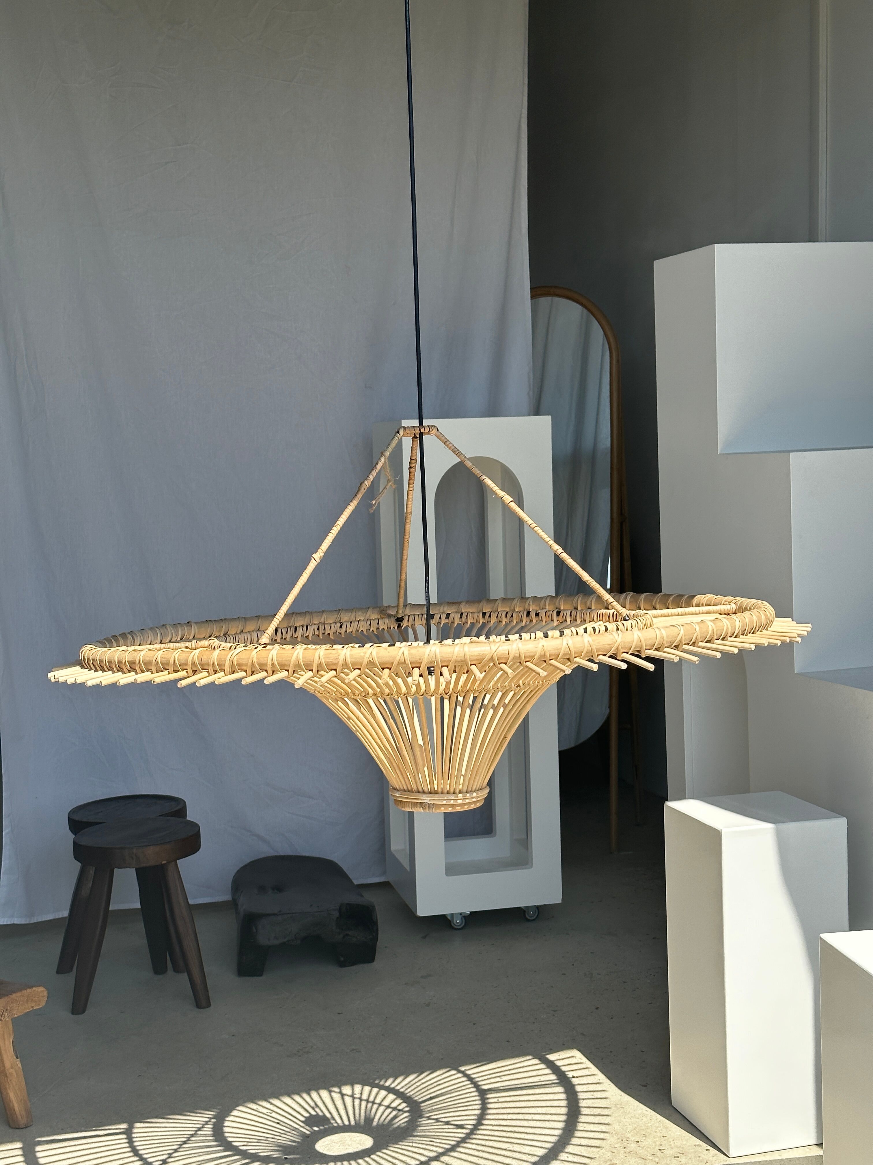 Suspension rattan saucer iron frame D:120 H:60