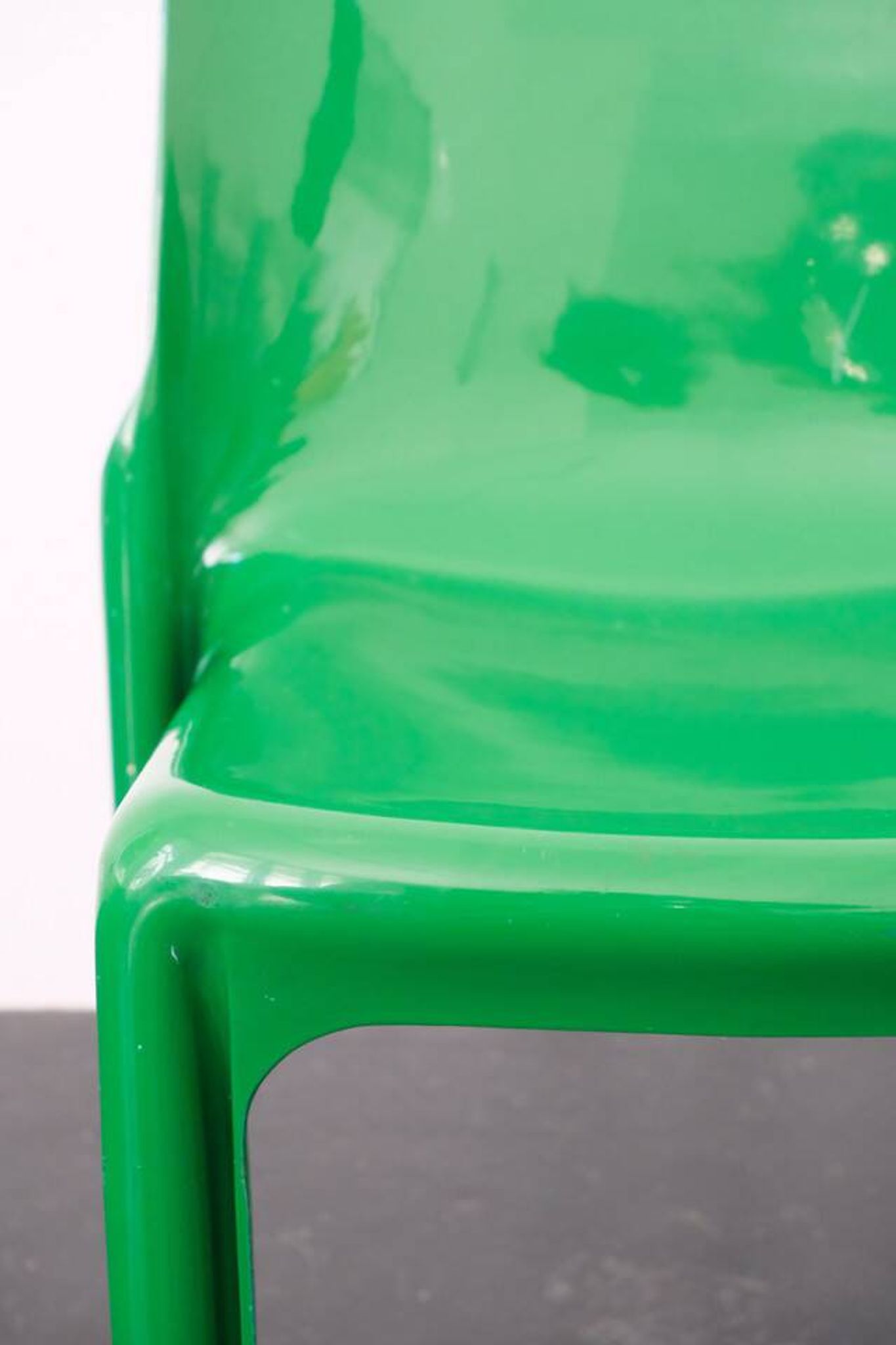 Green "Selene" chair by Vico Magistretti / Artemide