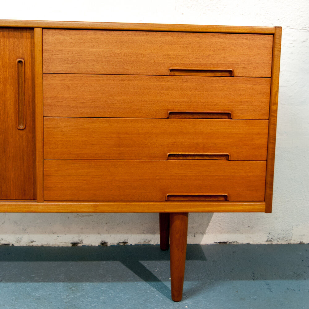 Sideboard Troeds Nils Jonsson
