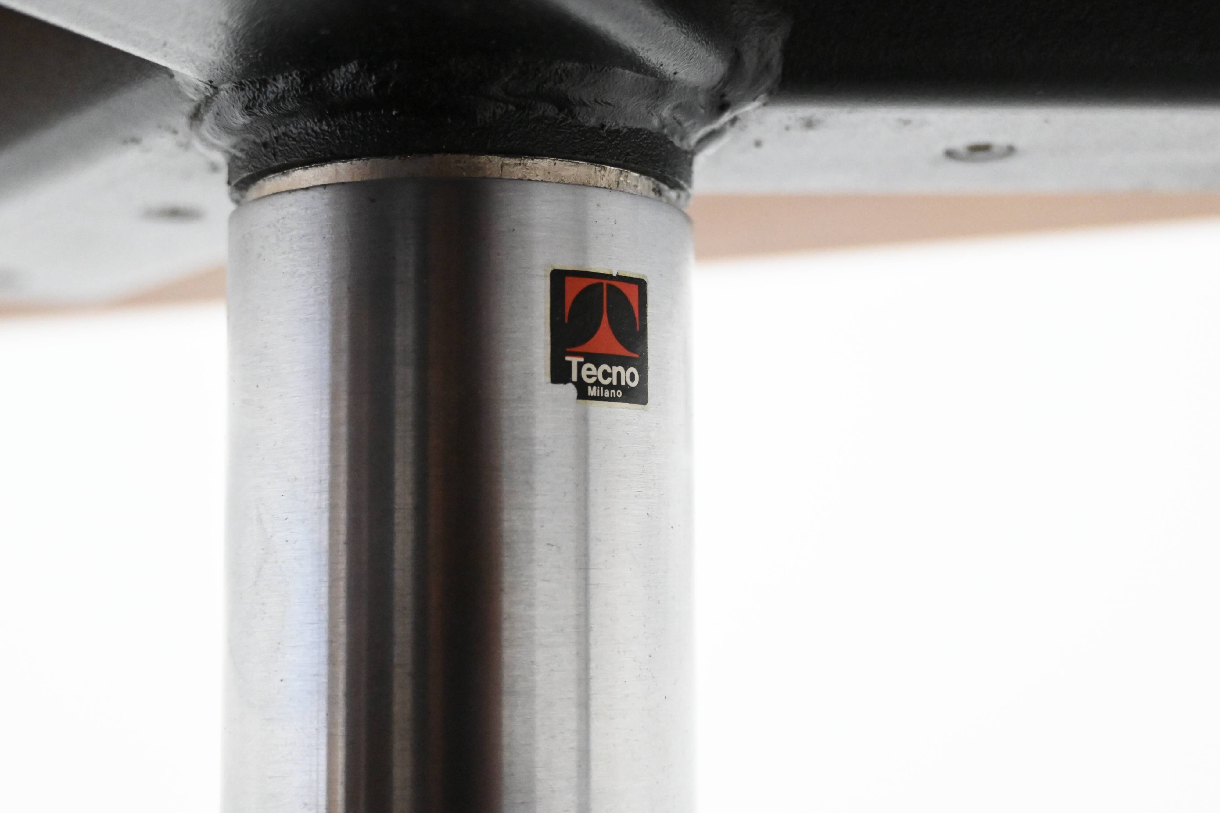 Desk design by Osvaldo Borsani for Tecno, 1960s