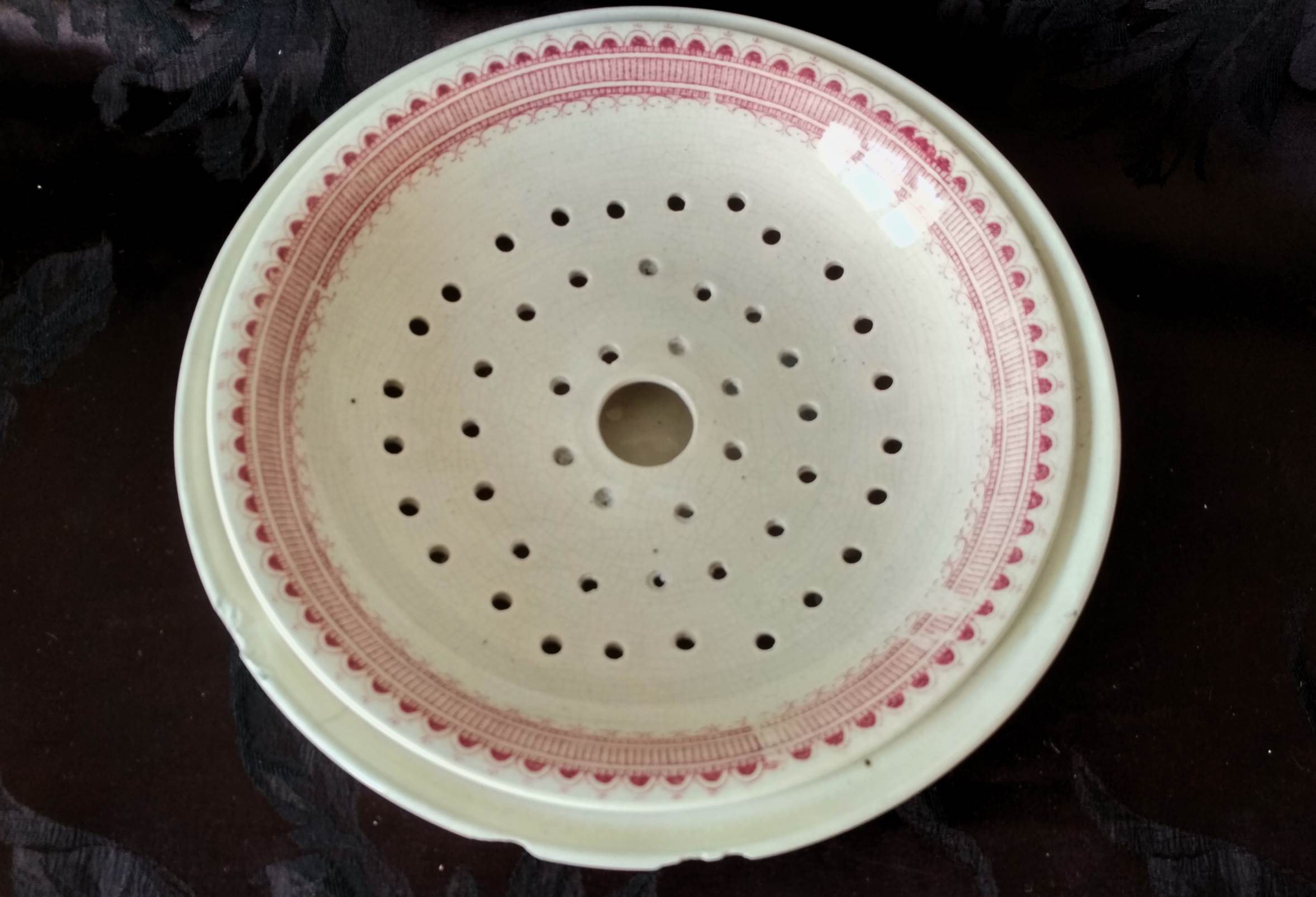 Hollow plate fruit drain - sarreguemines earthenware "calcutta"