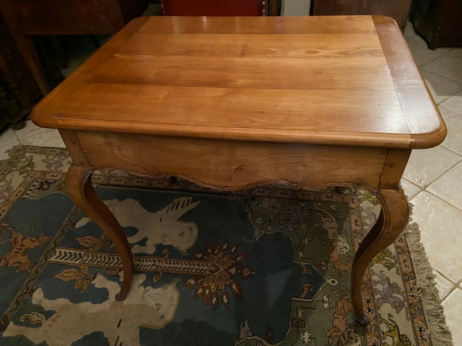 Desk game table and its solid blond cherry cap period EIGHTEENTH Louis XV