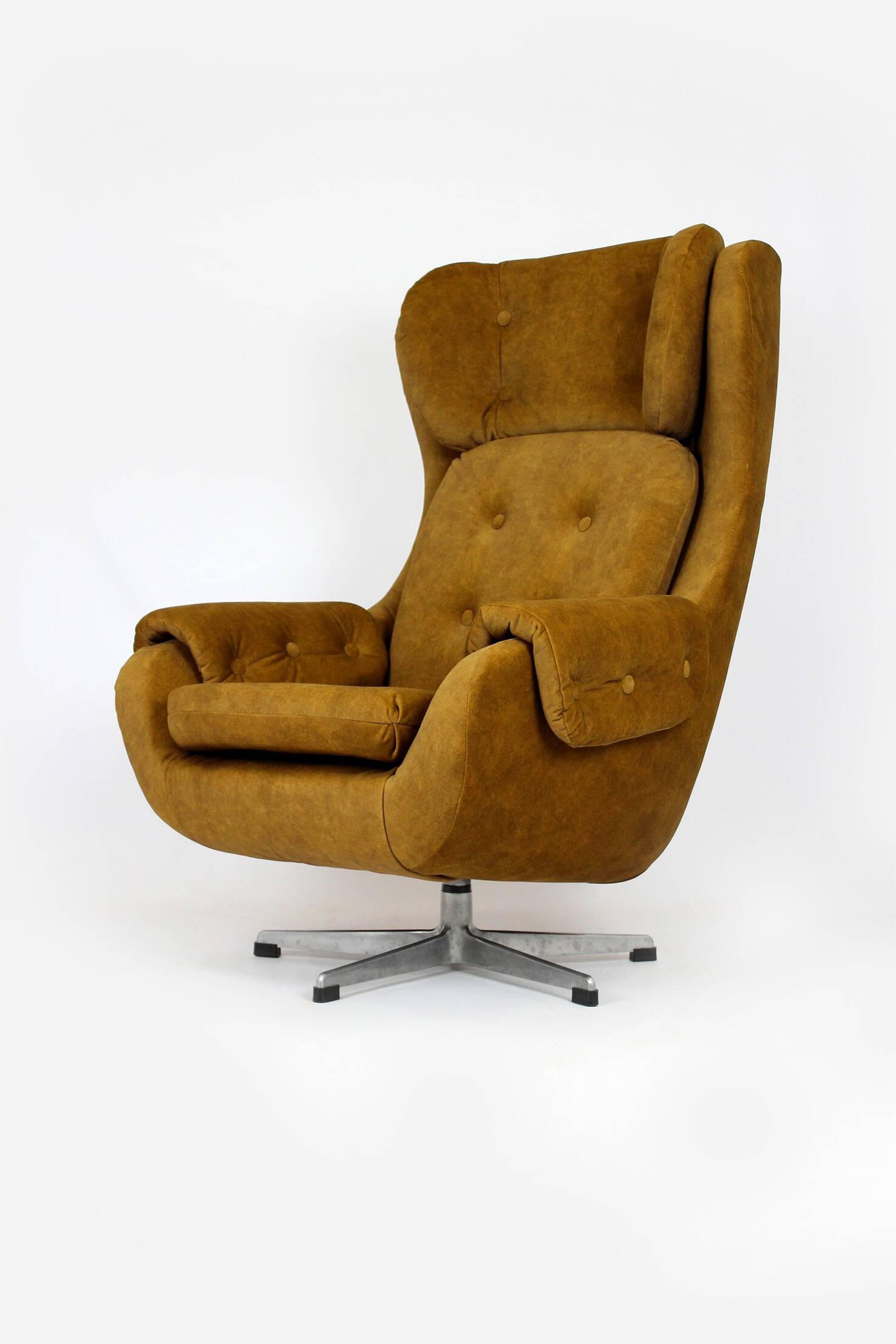 Restored Swivel Lounge Chair from Up Zavody, Czechia, 1970s