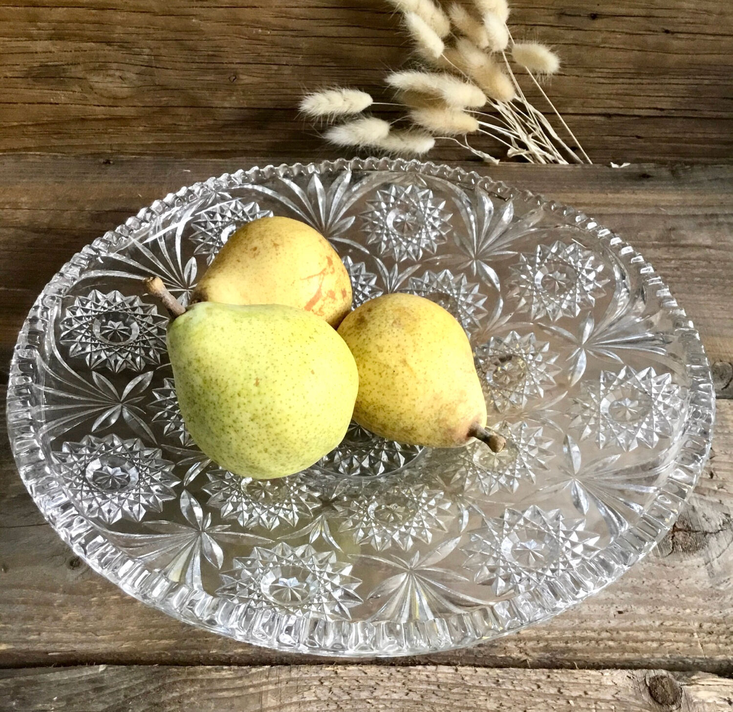 Coupe à fruits en verre ciselé