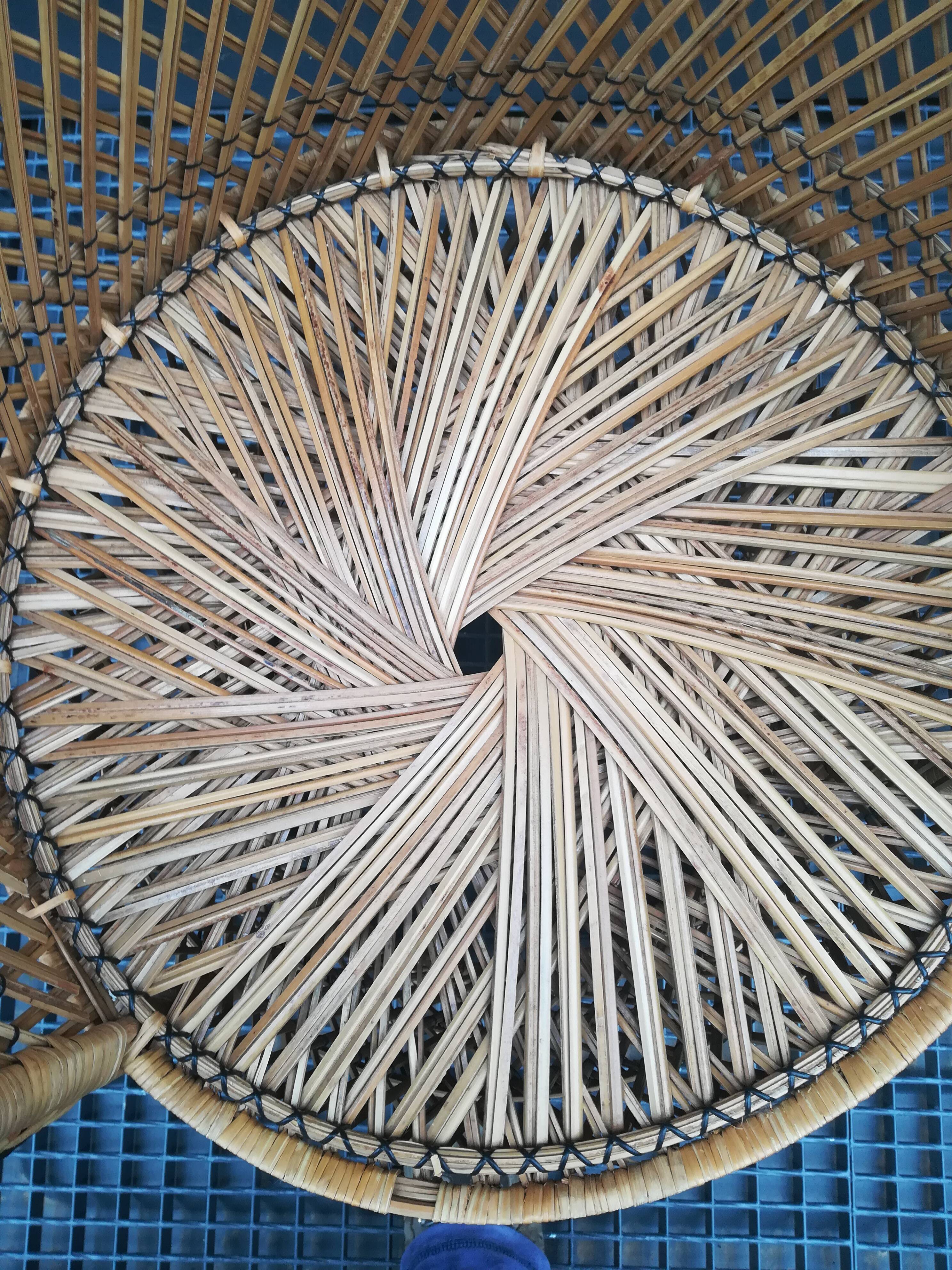 Table diabolo and its mini chair Emmanuelle