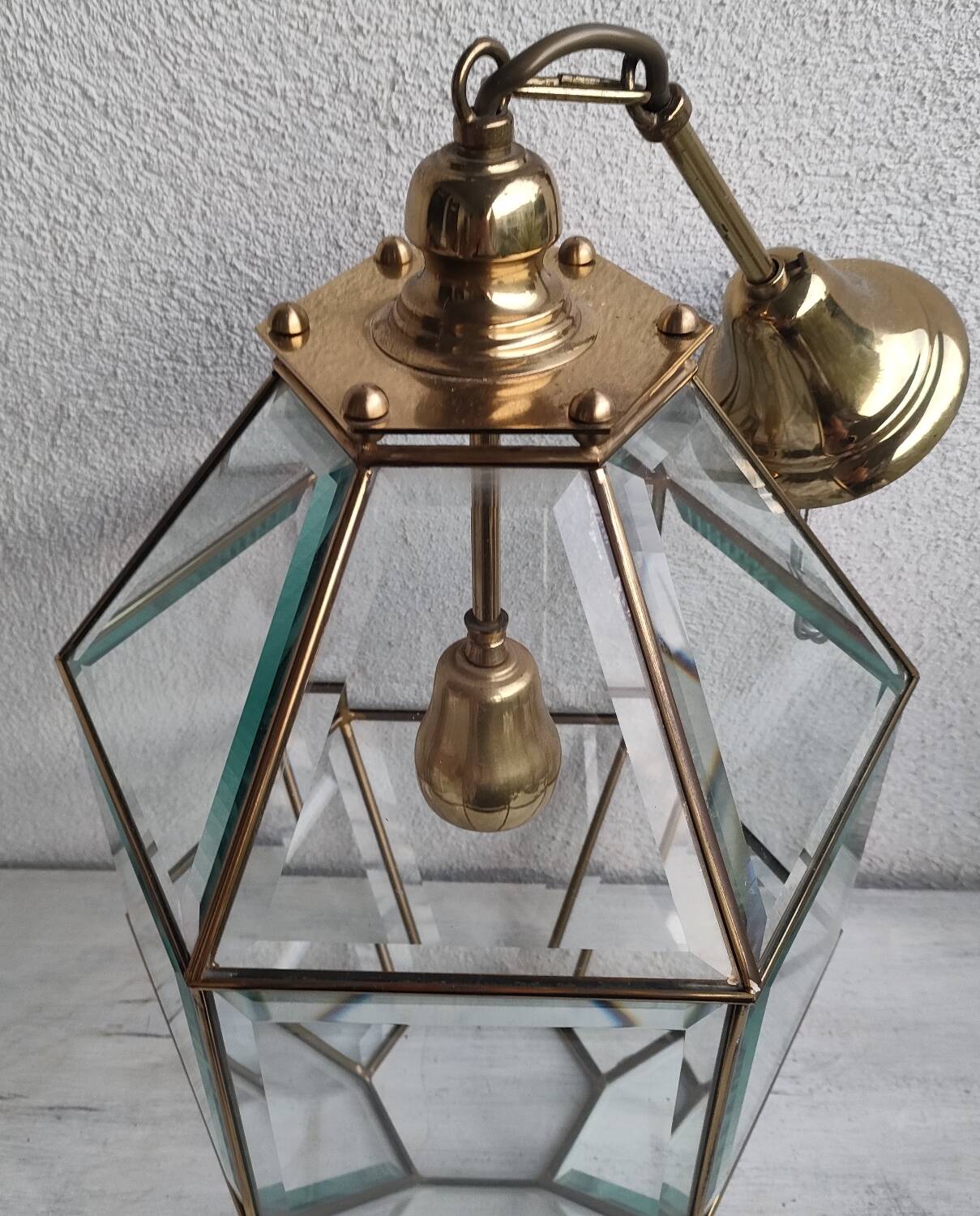 Lantern pendant light