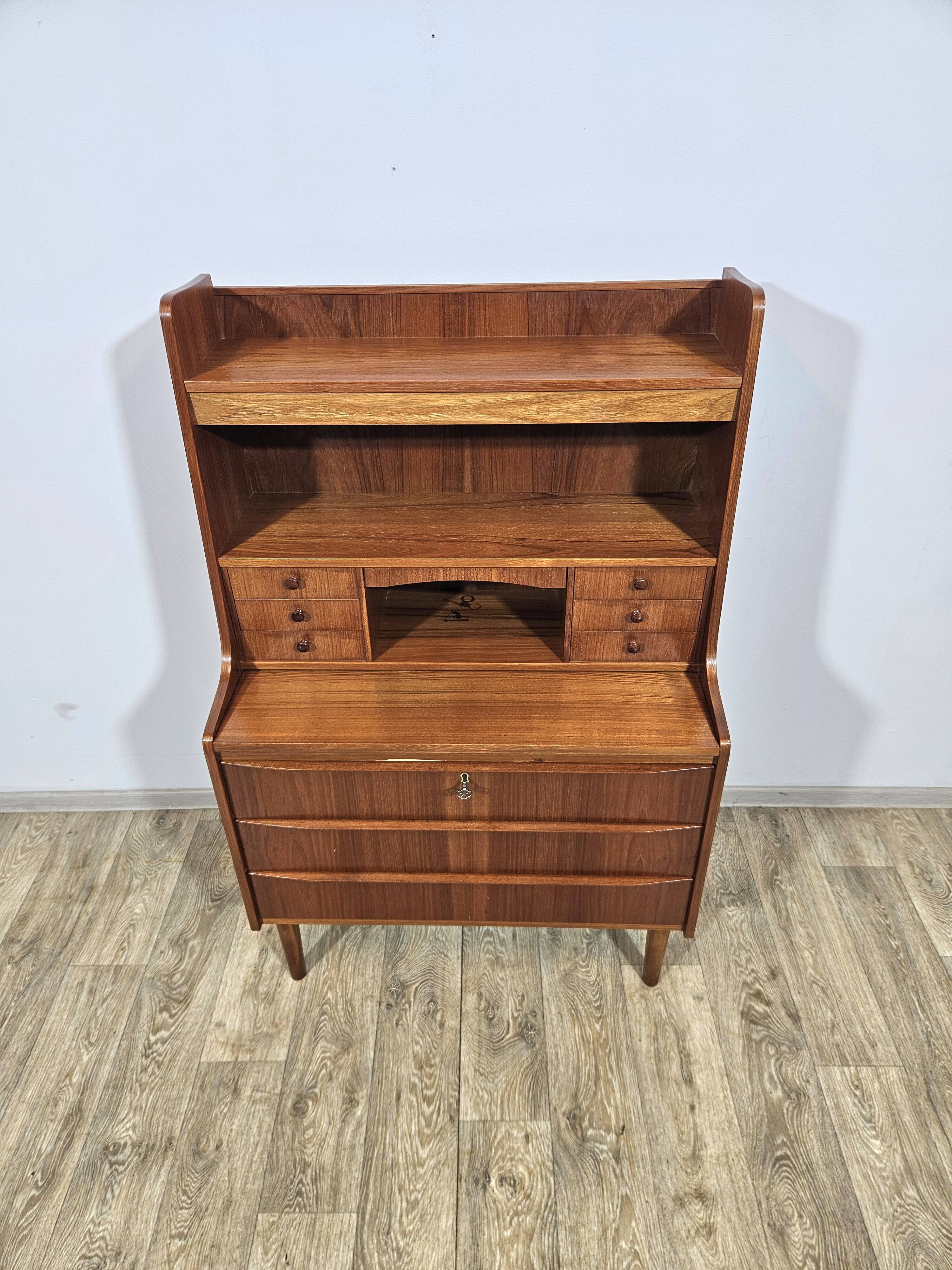 Secretary / Teak dressing table, Danish design, 1960s.