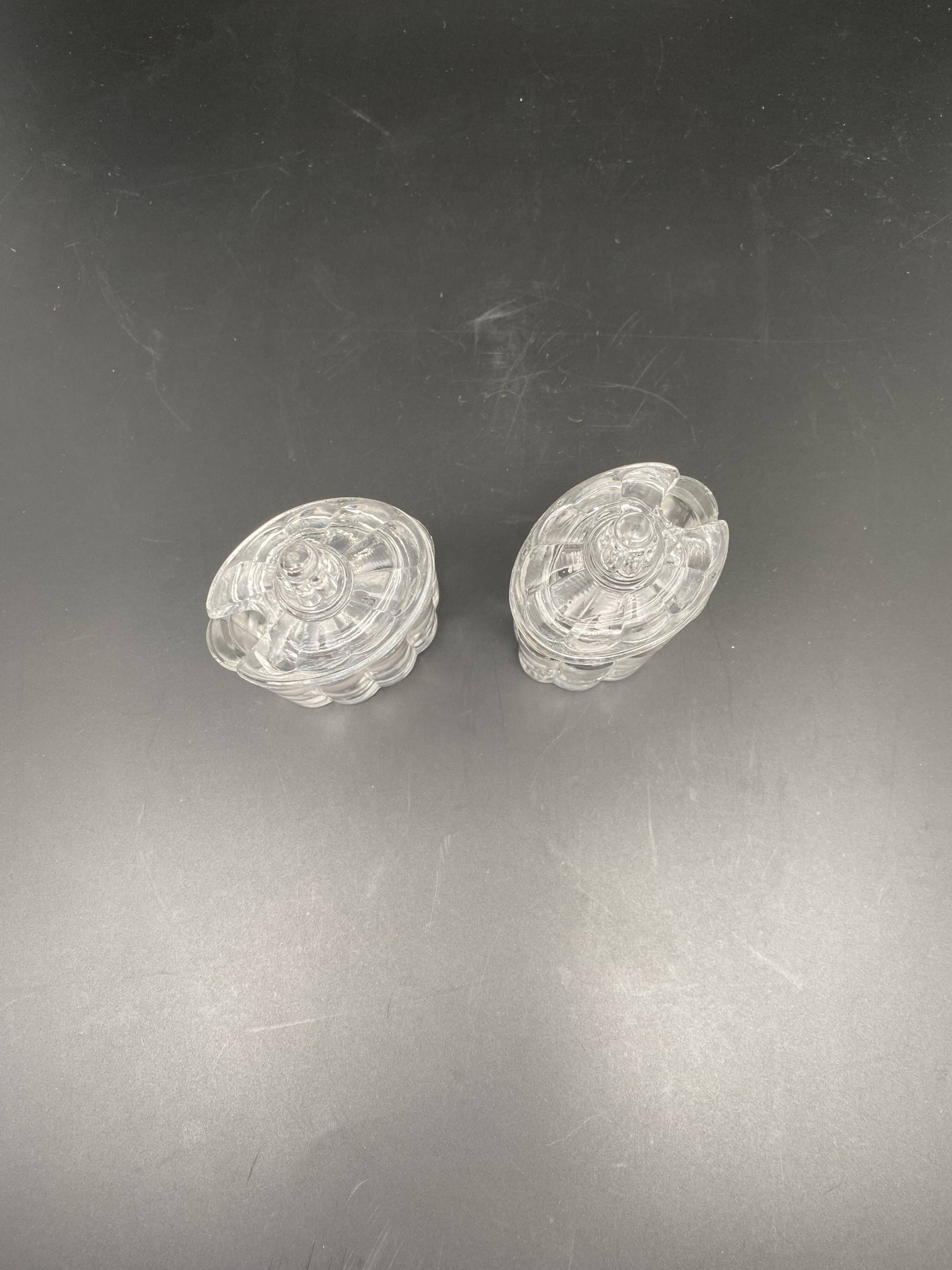 Duo salt shaker & pepper shaker in transparent worked glass