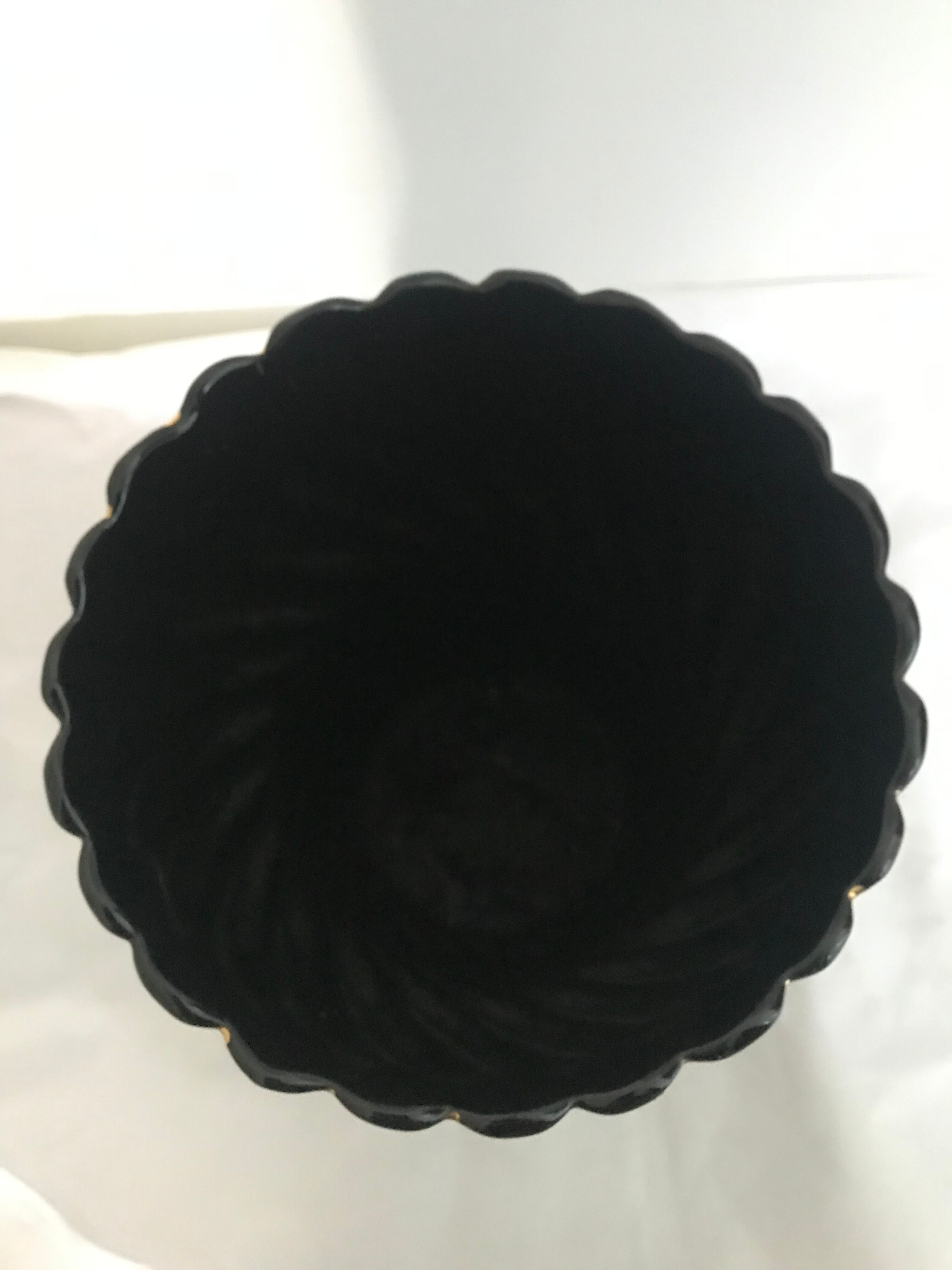 Black ceramic umbrella holder