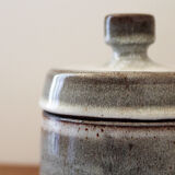 Covered pot in glazed stoneware Jeanne and Norbert Pierlot