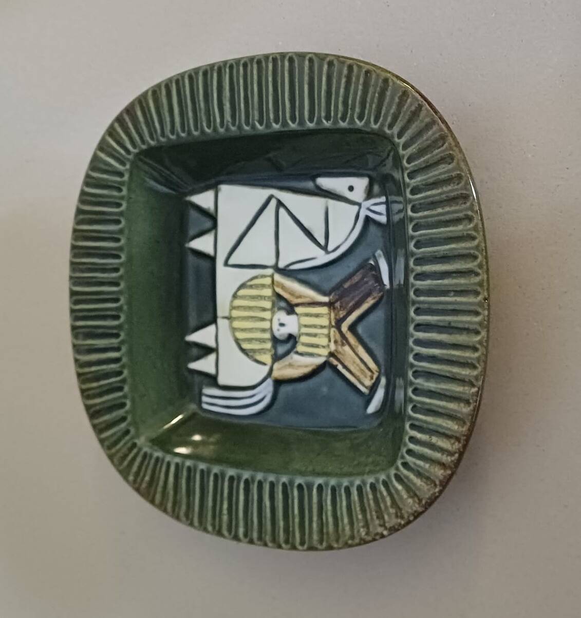 Plat vide-poche Harlekin – Lisa Larson pour Gustavsberg, années 1960