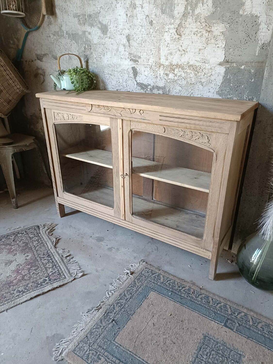 Display cabinet