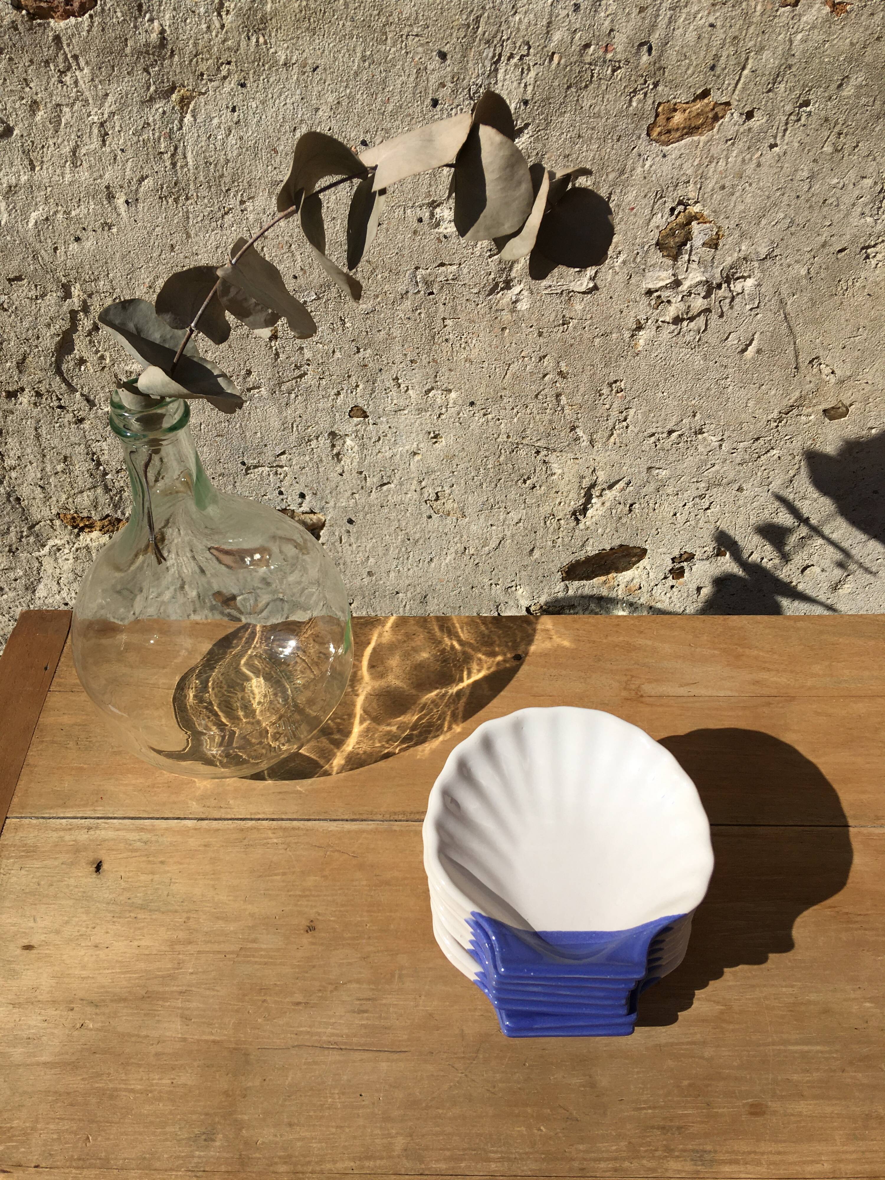 Blue & white St Jacques cups