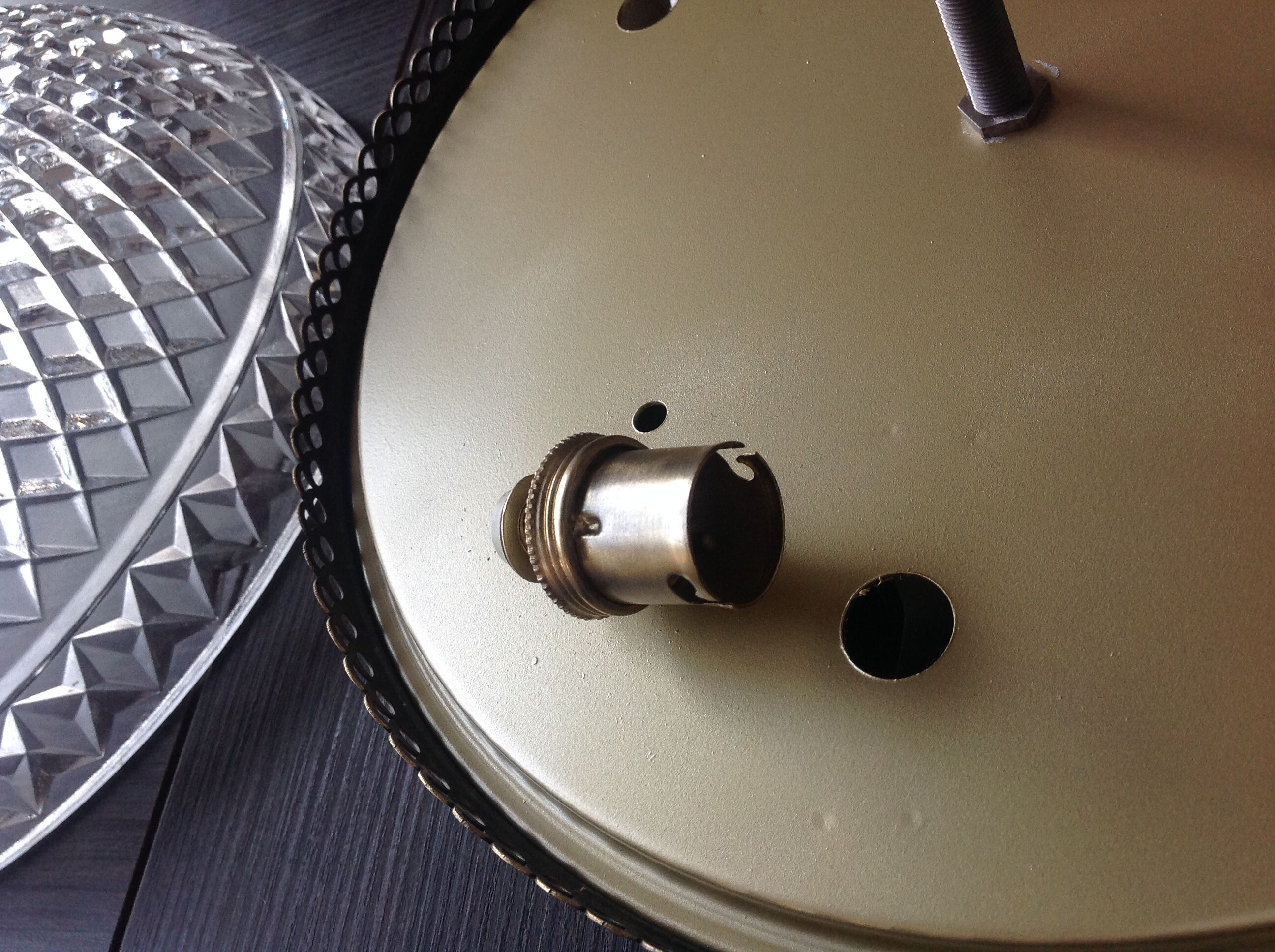 Round ceiling lamp in structured glass art deco style 30s-40s