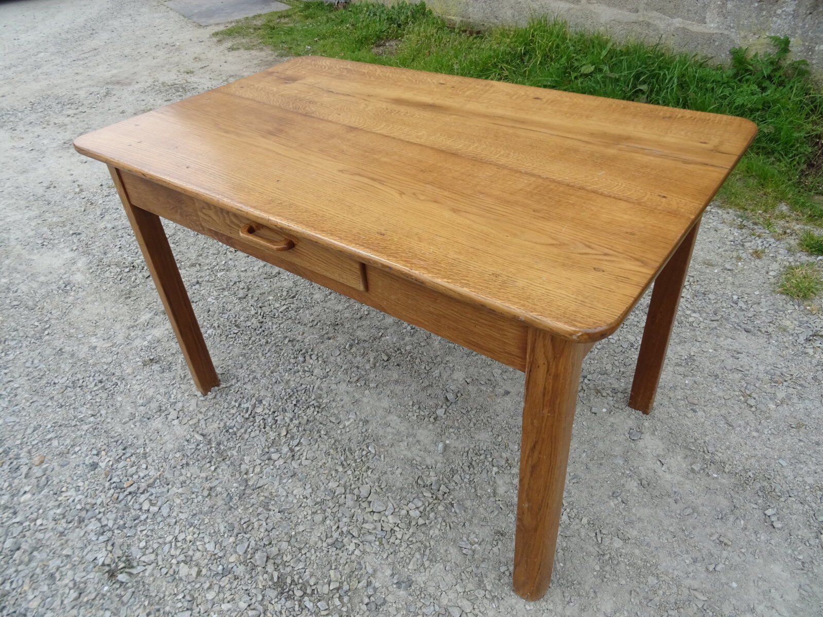 Solid oak farm table 121x73